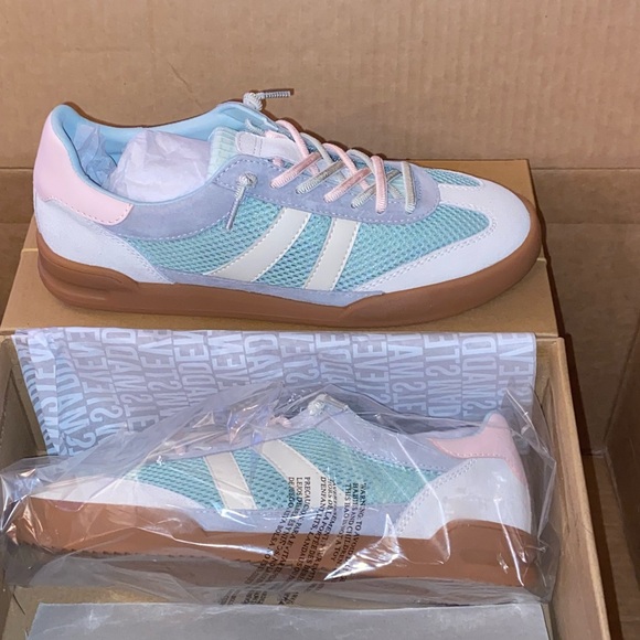 Steve Madden Verdict Mesh Sneaker Turquoise Multi Sneaker - Women’s 8 NEW NIB - Picture 10 of 16